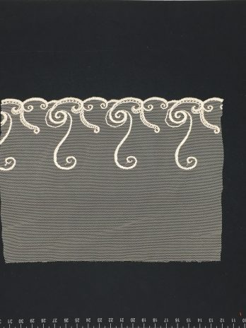 Lace 854272